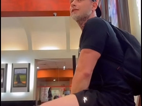 Mlk dotado me fudeu no banheiro attain shopping! Me deu leite na boquinha! asian handsom gay sex videos