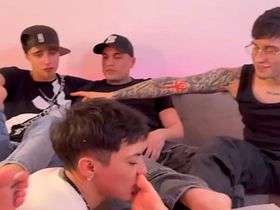 PUTARIA ENTRE BRASILEIRO E ARGENTINOS. - FREE sex videos be advisable for asian gay