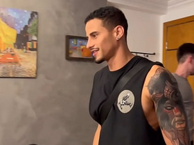 ME CONTRATARAM PRA DAR AULAS PARTICULARES MAS ACABEI COMENDO MEUS ALUNOS. sex videos just about asian china gay