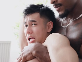 DOIS NEGOES PAUZUDOS FUDENDO GOSTOSO TWINK asian gay kiss and sex videos