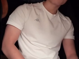 直男露脸展示自己的大鸡巴 hot gay sex videos asian new